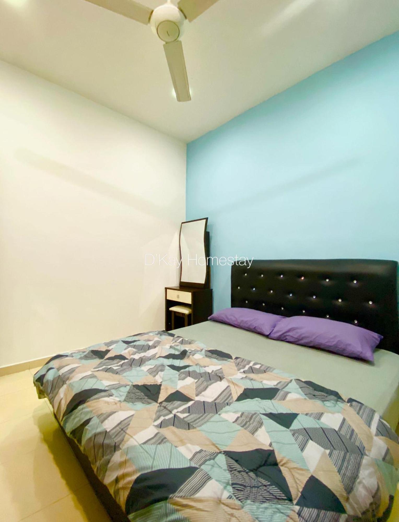 4 Bedrooms Homestay, Fully Aircond In Sendayan By D'Kay Homes I 10-15 Pax Серембан  Экстерьер фото